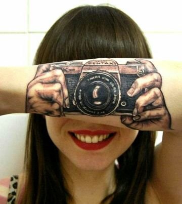 Las princesas también llevan tatuajes.