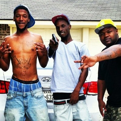 FREE JAY JAY FATTY BOO MY UNK T.F OLDMAN N LIL WILL BITCH ACT'n Bad car club comin soon
