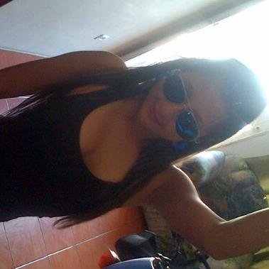 no sera difícil buscar algún sitio donde refugiarme donde nunca mas vuelvas a encontrarme y después llegues a mi, demasiado tarde ♬♬