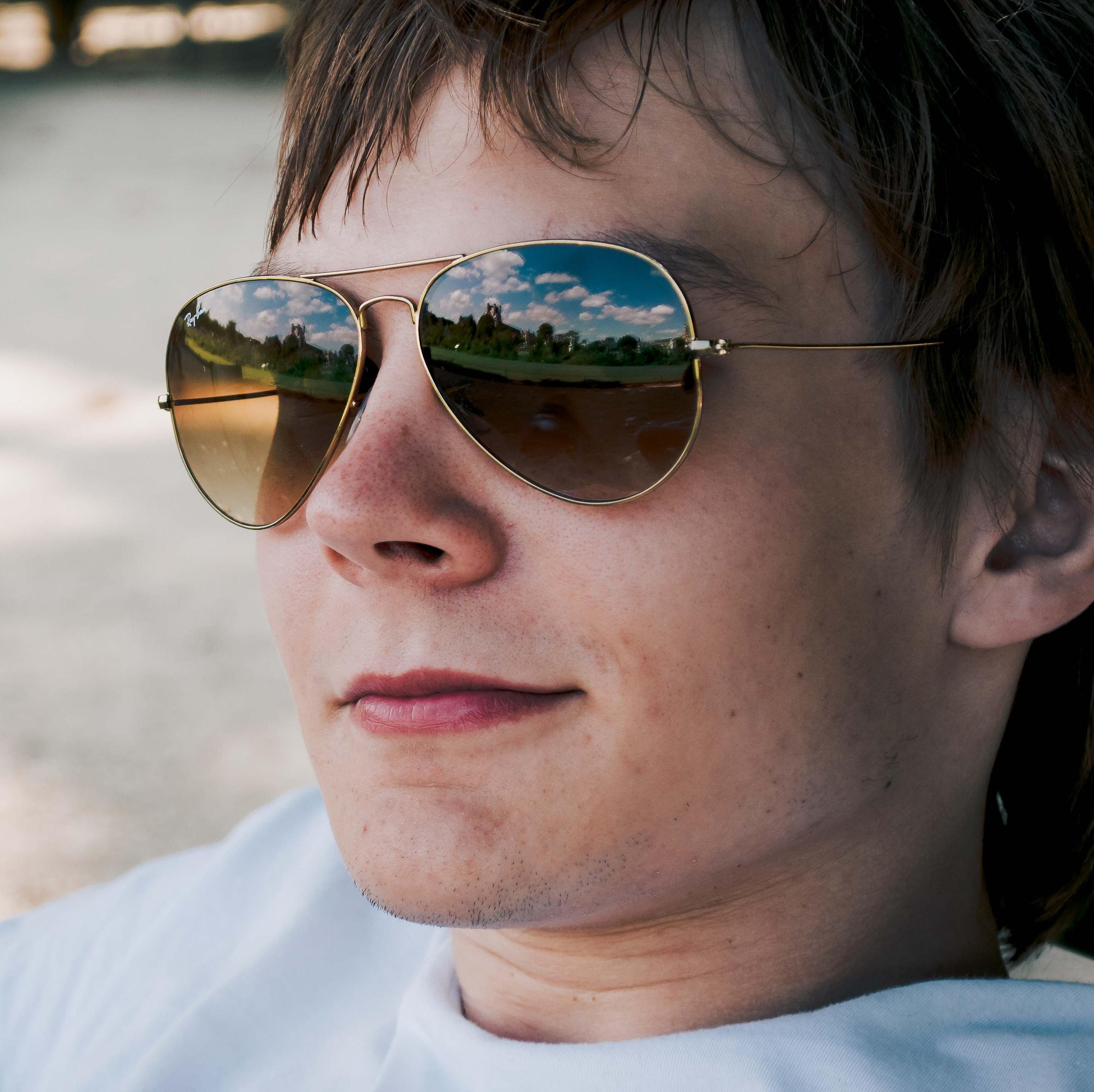 artlunev's profile picture. Welcome to my mad world...