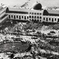 حساب يغرد بعيداً عن السياسه مختص لعرض صور واحداث وشخصيات وفنون وازياء تاريخية بحرينية وخليجية قديمة وصولا الى اواخر الثمانينات .. أُنشئ الحساب في تاريخ ٥-٨-٢٠١٤