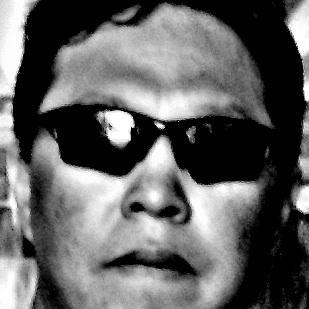 derrylie_'s profile picture. 