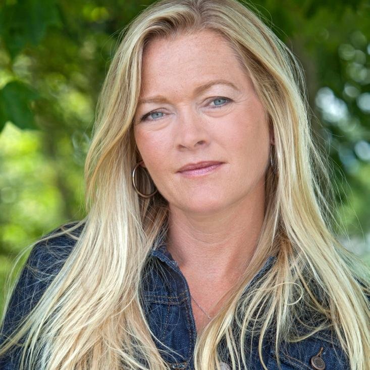 ChristineDuval1's profile picture. Author of The Freshman Forty series (Bloomsbury, Amazon) and Professional Writer