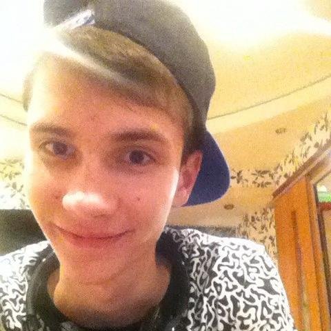 byfrostik01's profile picture. 