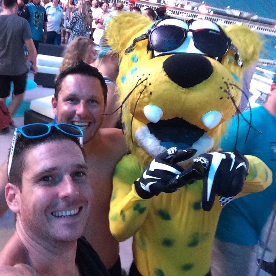 Phish, Jaguars and Surfing are the only things.  #DTWD