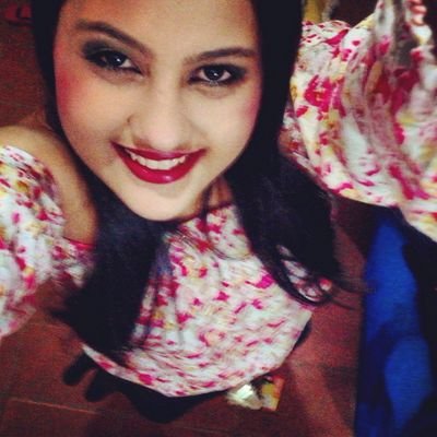 Baiana de sangue e Alagoana de coração! Estudante, 15.