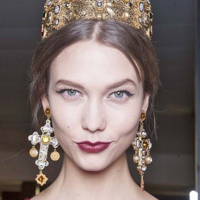 Twitter dedicated to the one and only Karlie Kloss, my queen and inspiration #TeamKloss #Klossy4Ever