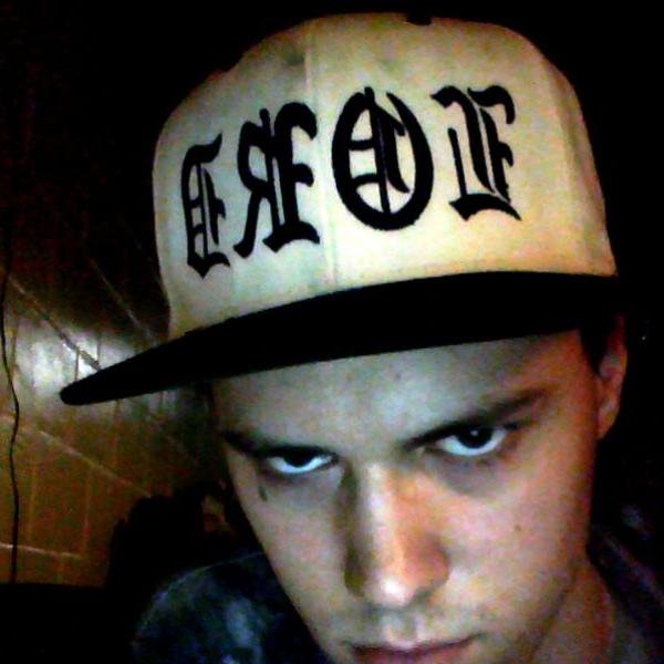 Producer. DEAD$EA. RIP Amber. #DSS #LOE SOUNDCLOUD: https://t.co/BSSGxUZxHa