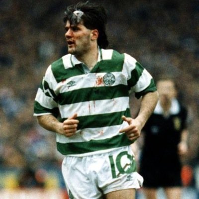 Former pro football player played at hull,middlesbrough,celtic, barnsley,huddersfield, burnley and blackpool  512 apps 201 goals padiham predator