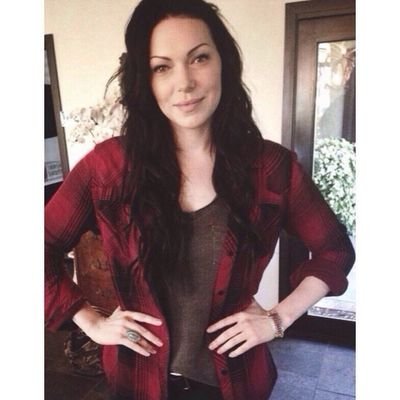 free follows to @jenismyshield