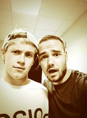 _lovemomo363's profile picture. loVvvve 1D so much (harry, Louis, zayn, liam, nail) ♥♥★★☆☆