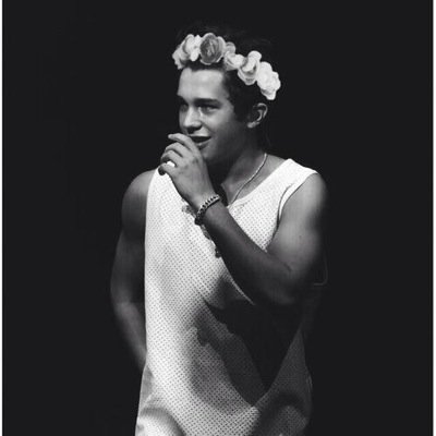 I need you in my life, you're my neccesity @AustinMahone