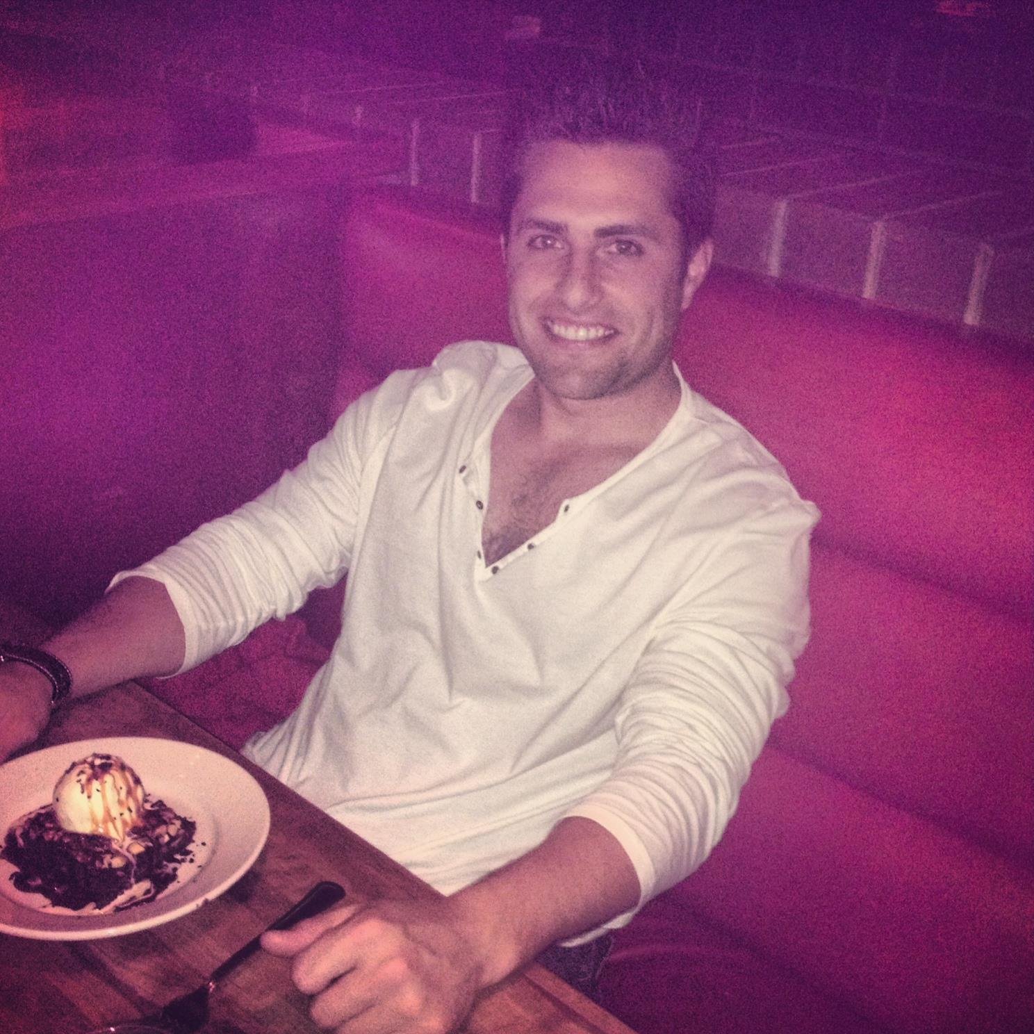 heatleyre's profile picture. 