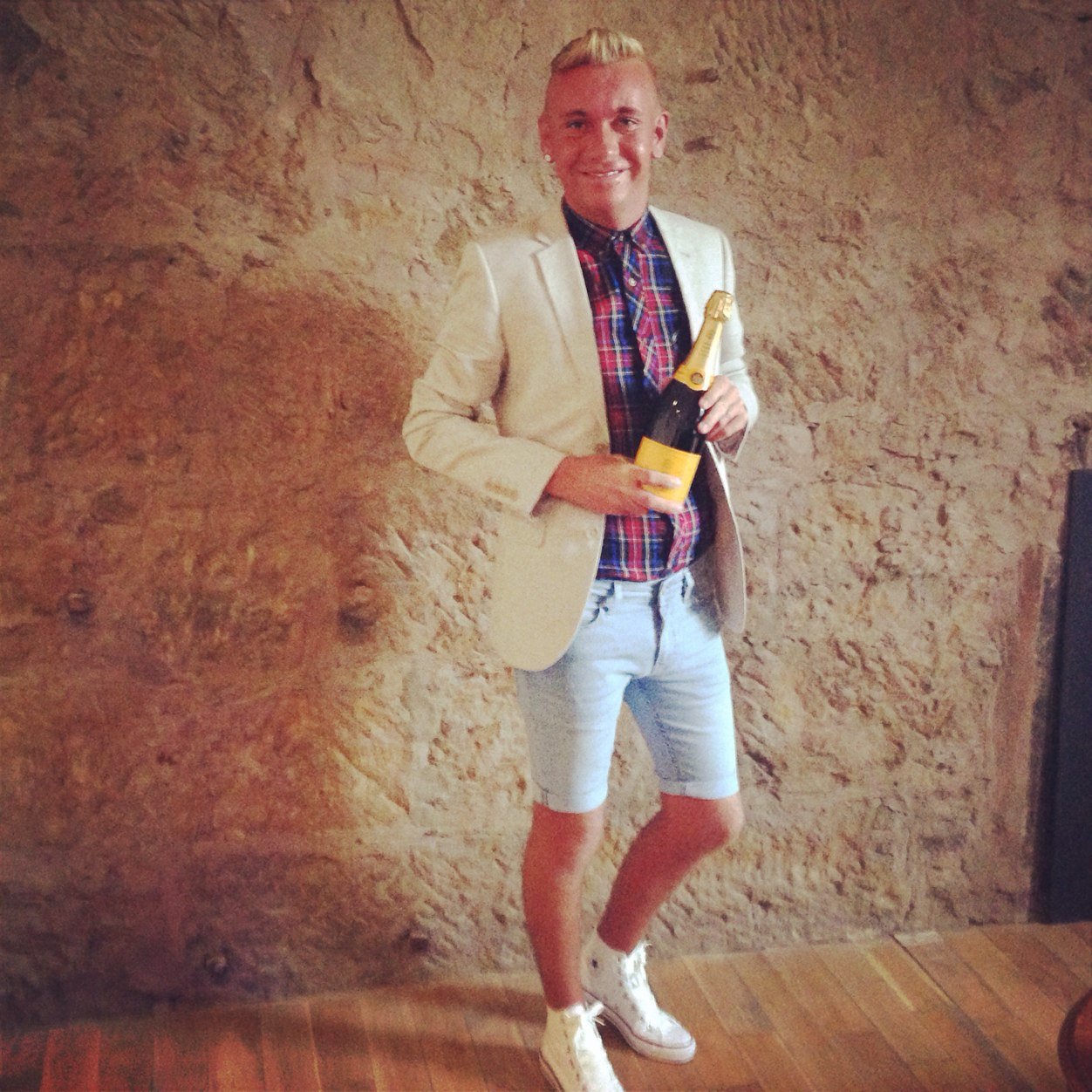 Johnh2012's profile picture. So my lifes changed 100% over the last few months.. Lets hope the remainder of 2013 has luck on the cards now, i fuckin deserve it!!