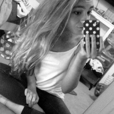 betheccles11's profile picture. Follow me and i will follow back xxx :*