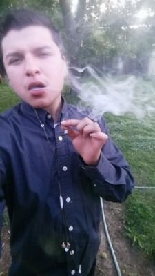 Smoke Kush 
18
Aug 17 
Born in 915 Living in the 303 
SINGLE