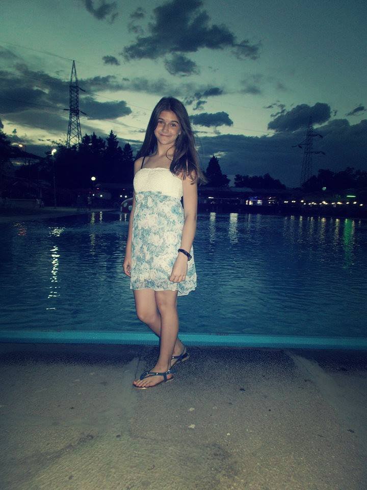 call me ro XD