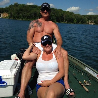 Proud American, gun owner, 22 year Army veteran. Married to a beautiful Navy veteran. We have 3 beautiful and successful daughters! I believe in AMERICA FIRST!!