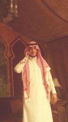 ‏‏‏‏شاعر ، متذوق أنتقي مايلامس المشاعر ، أسعد بمتابعتكم ونقدكم البناء يرتقي بي للافضل ..♥