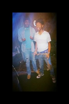 Just trying to make it #FlightSquaad Younngann  #Follow #Support