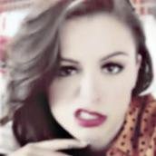 demetria makes me glow  ☆  ☆