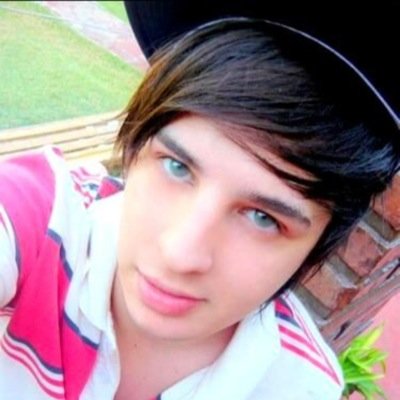 Me encanta el cafe y desvelarme leyendolas ;)
Followback seguro!