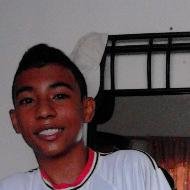 Eh Marlon Escalante nacido un 7 de diciembre de 2001 :v actualmente con 12 años.Estudia en cooedumag,vive en colombia santa marta y es de esta