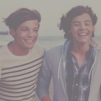follow @moonliqhtstyles and ask for a follow back ❤️