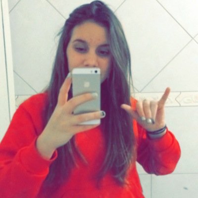 Nunca faça com que sua felicidade dependa de outra pessoa...