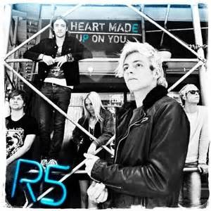 loves r5 and Austin and Ally and TBM
