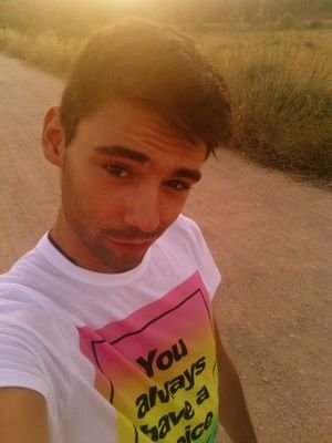 Tímido :$ nha best 9 gay *.*
