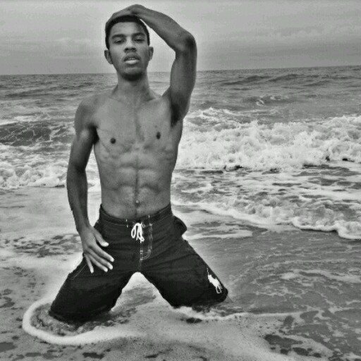 FMOI : kenana_model || Bookings: kenanamack@gmail.com