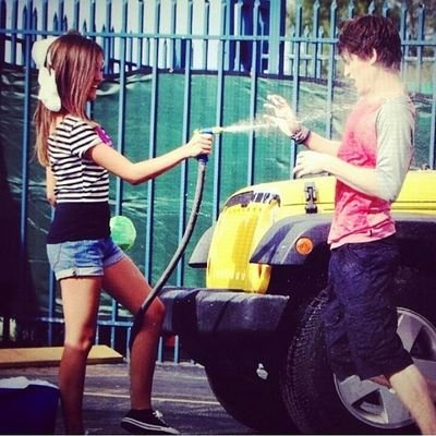 hi I'm @ilypaola & this is my fan page for Daniela ☆♡