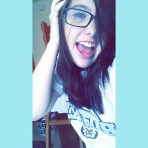 Hi. My name is Skylar. Im a sophomore. 
I am starting a youtube, instagram,  and 
vine. I am just starting so I need all the 
help I can get.