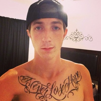 zacharyryanstew's profile image