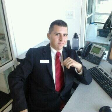 julioosmar1's profile picture. Estamos para servir a la nacion