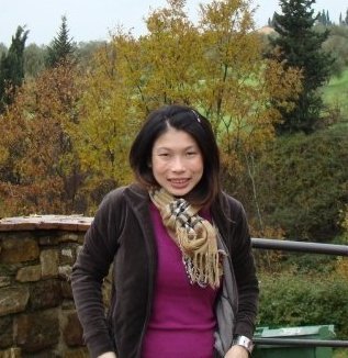 sharonpuayngee's profile picture. A Singaporean girl who luckily got a HSP Scholarship from the Dutch government, and just flew here to study Strategic Product Design in TU Delft since 2008.