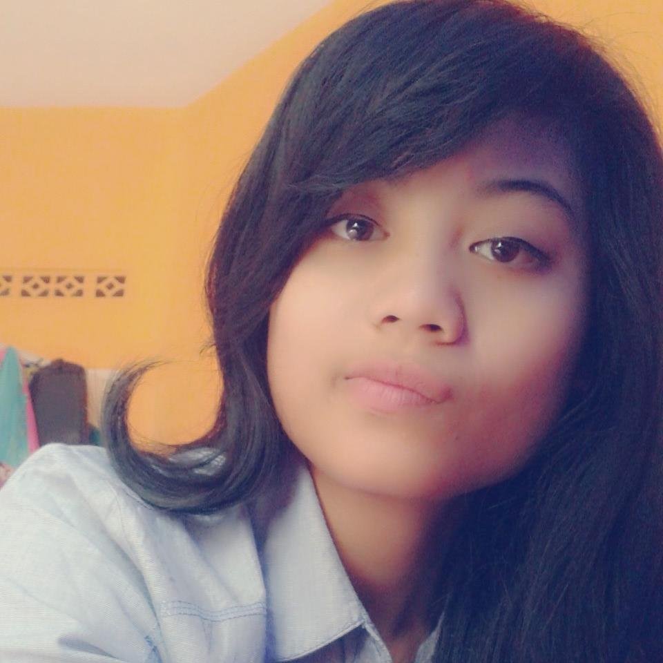 pria sejati adalah pria yang mau
mengajarkan wanita nya hal yang
baik ketika wanita nya salah
