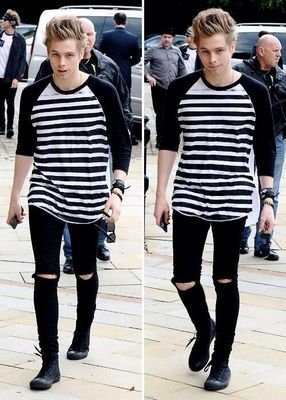 I'm the crazy one! Deeply in love with Sam Smith, and 5sos! I always follow back!