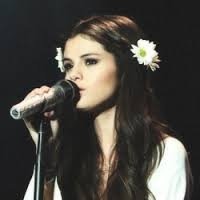 Selena Marie Gomez is the queen. Flawless, perfect, amazing, loyal, = Selala. Selenator 5eva