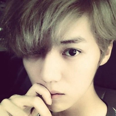 ✖Official 1st faker for LUHAN © REAL IDOL doesn't have a twitter account, but follow him on IG: @luexolu [민경이의 키도남친♥]