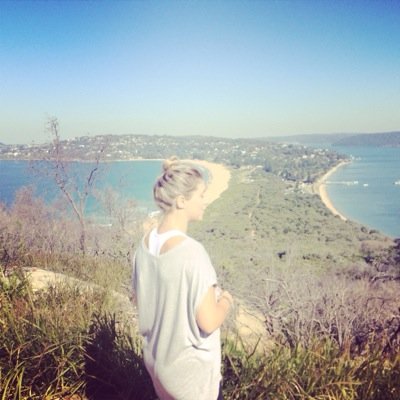 Bakes_Holly's profile picture. Just play me a bit of lauren ✌️