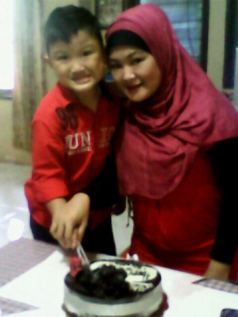 Sariimoet025's profile picture. 