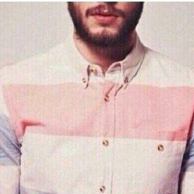 ‏بنت. اجيب تويتات من راسي .