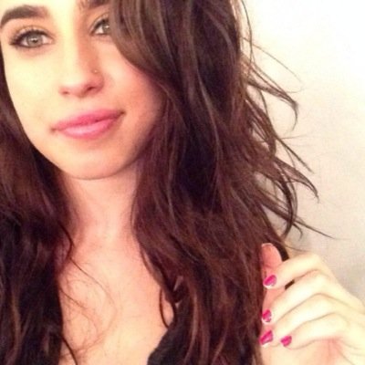 Dont follow this account please just follow @stylescabeYo