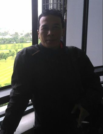 bayhakihasim's profile picture. Ψ= e^(i(kx-wt))