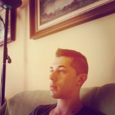 30 Septiembre 1993. Fumar juntos, morir solos. Instagram: @adribarallobre93