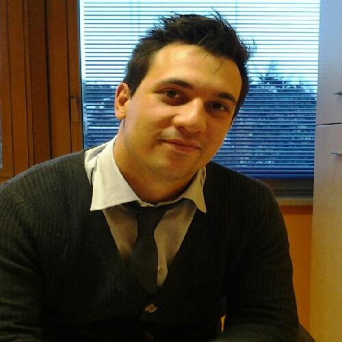 Giovane consulente assicurativo della Provincia di Varese. La mia missione è un Cliente soddisfatto, informato e consapevole, un rapporto basato  sulla fiducia.