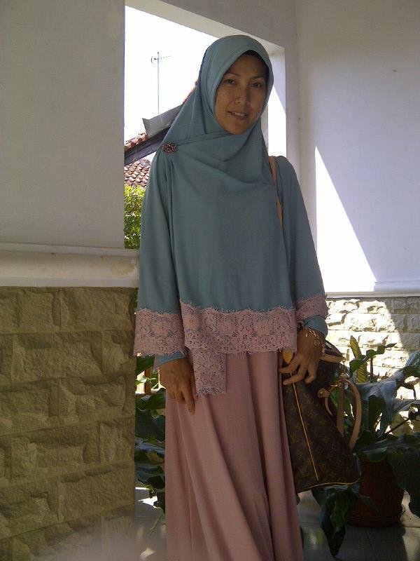 Mother with five kids. Sms,WA:087729517277 pin:2803F134