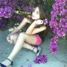 mirakaya444's profile picture. 